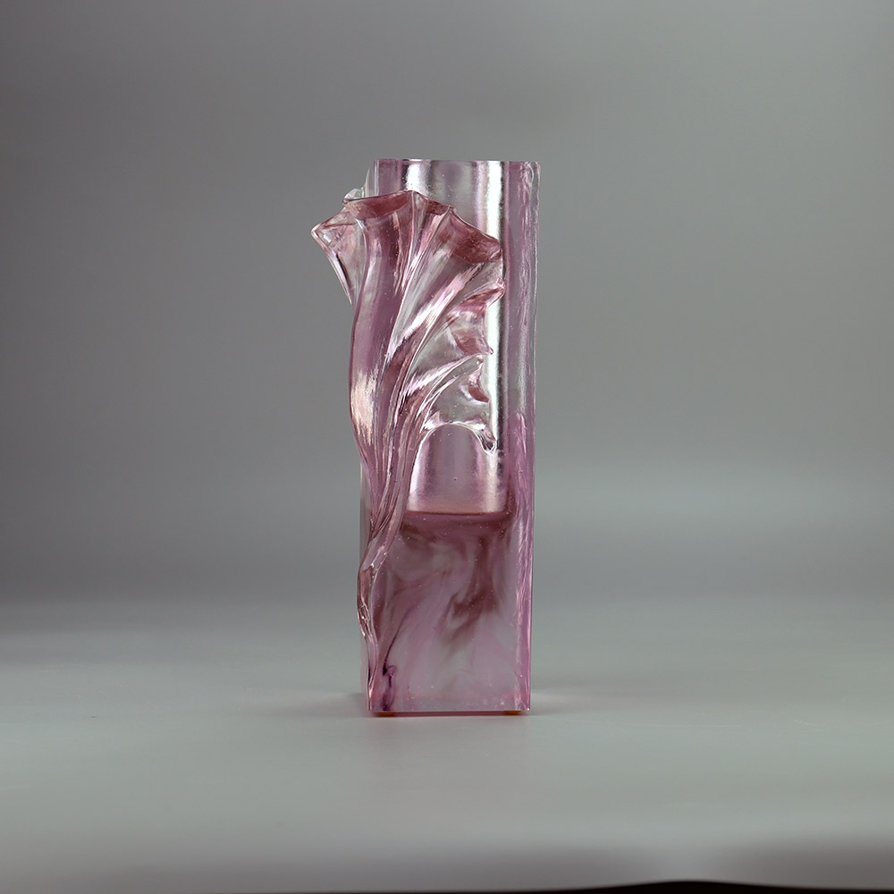 Crystal glass vase for living room floral arrangements; crystal glass art vase; home décor; table centrepiece; ‘Folding Leaf Vase’