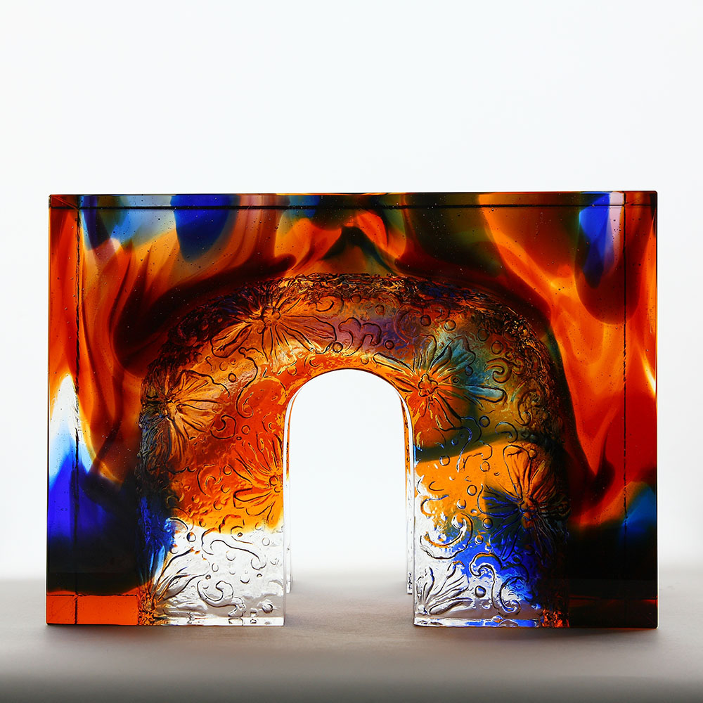 Lost-wax casting crystal glass ornament; living room glass artwork; home décor; table decoration; ‘Pure Heart, Radiant Clouds’