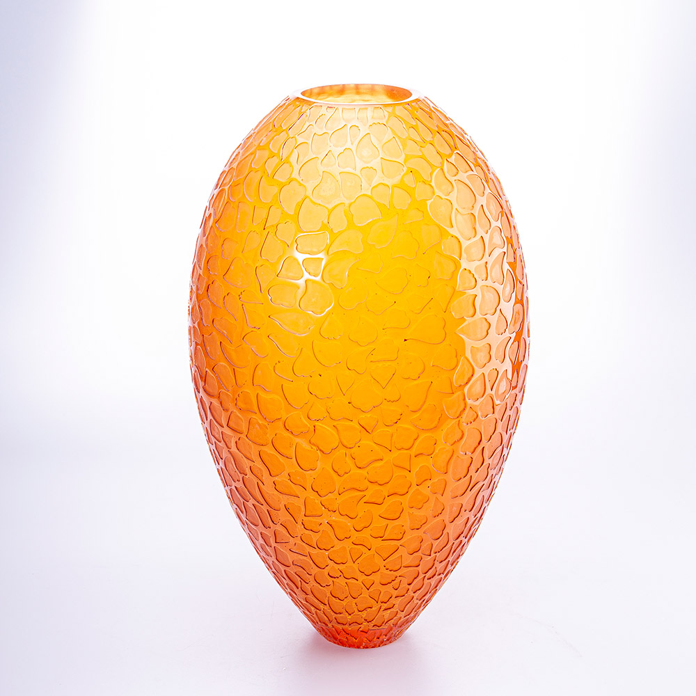 Crystal glass vase for living room floral arrangements; crystal glass art vase; home décor; table centrepiece; ‘Petal Rain’