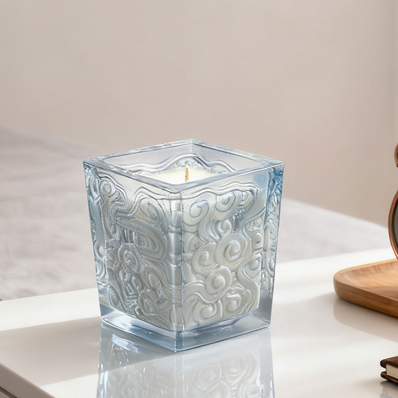 Gentleman-style square candle holder