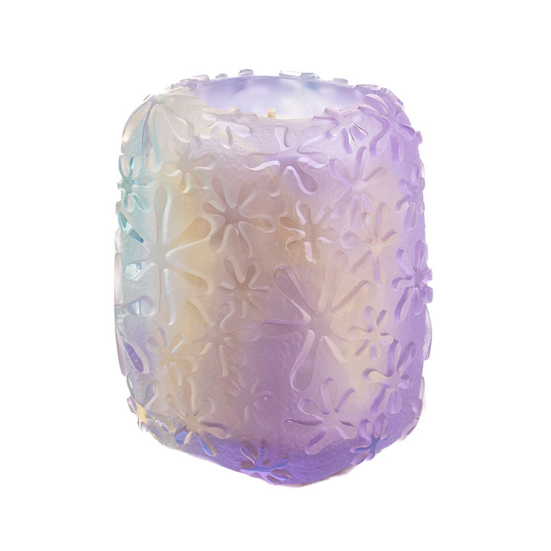 Radiant Blossoms – Iridescent Floral Glass Candle Holder