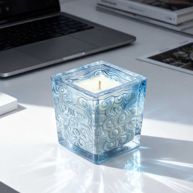 Gentleman-style square candle holder