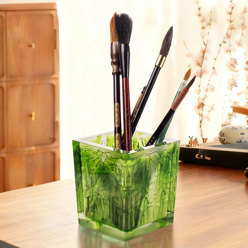 Gentleman-style square candle holder