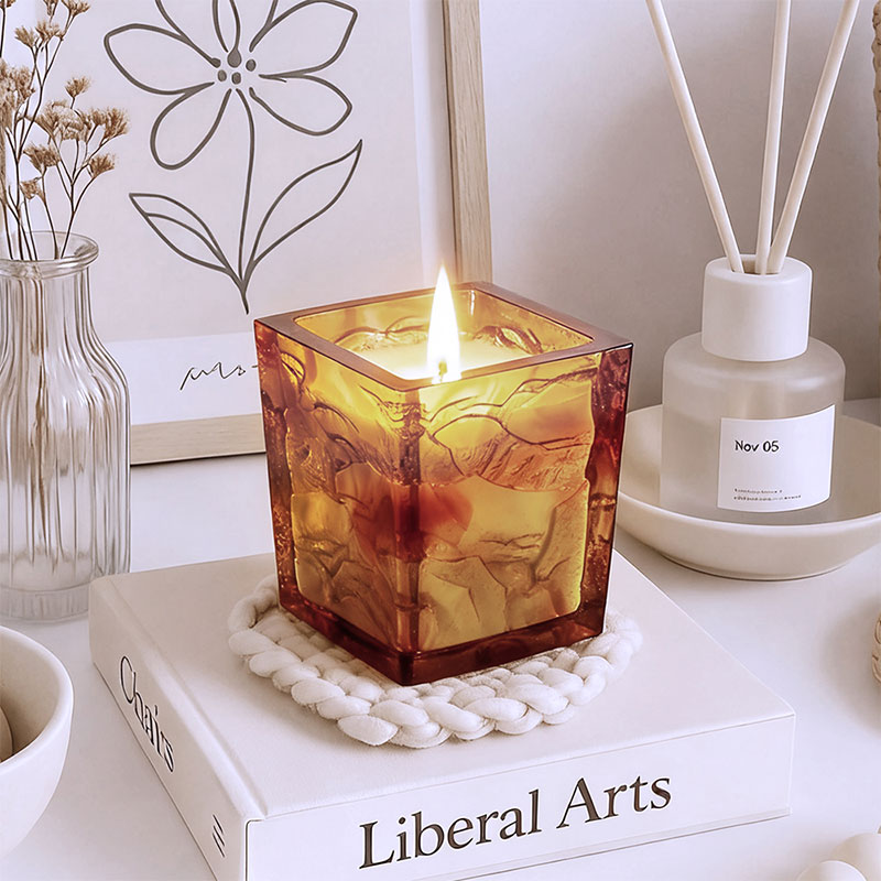 Gentleman-style square candle holder
